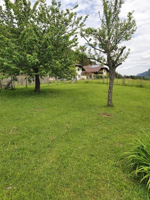 Charmantes Ferienhaus In Bester Lage Keutschach am See Esterno foto