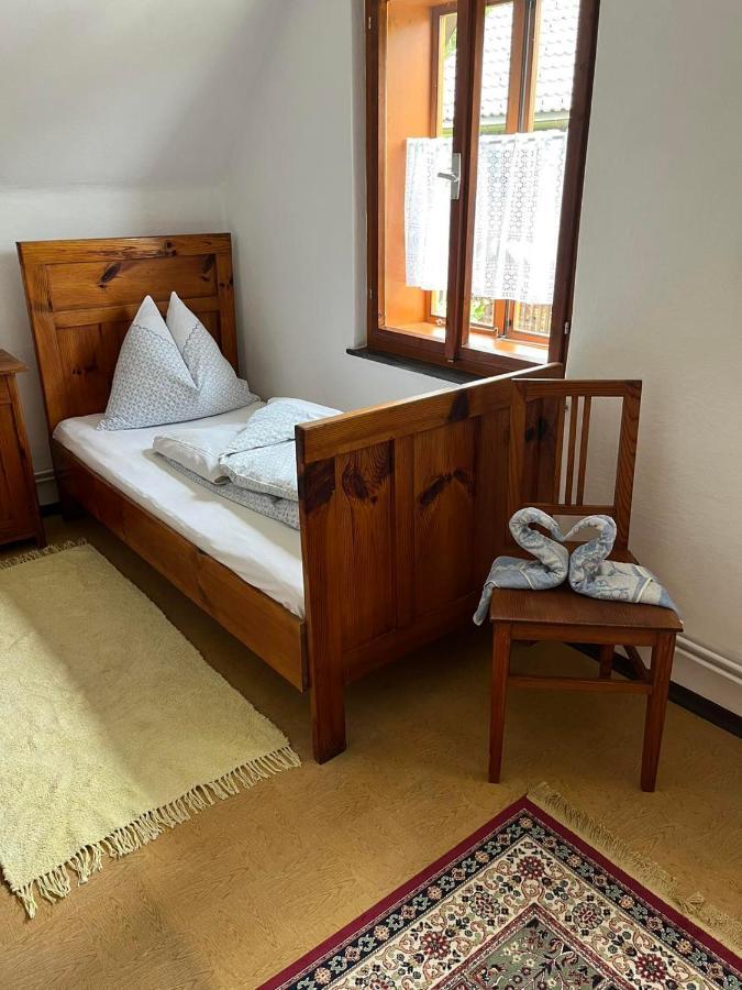 Charmantes Ferienhaus In Bester Lage Keutschach am See Esterno foto